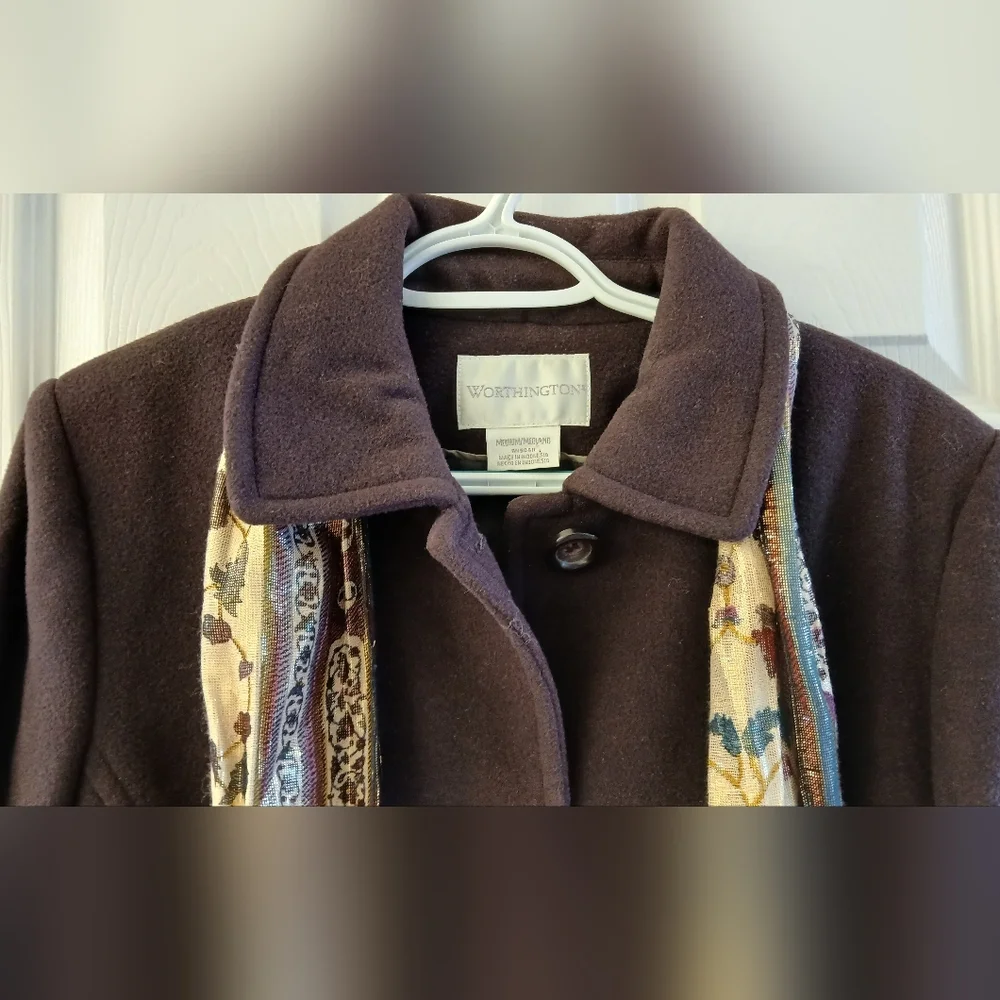 Worthington Burgundy Wool Coat Size M Classic Single‑Breasted Style with Scarf